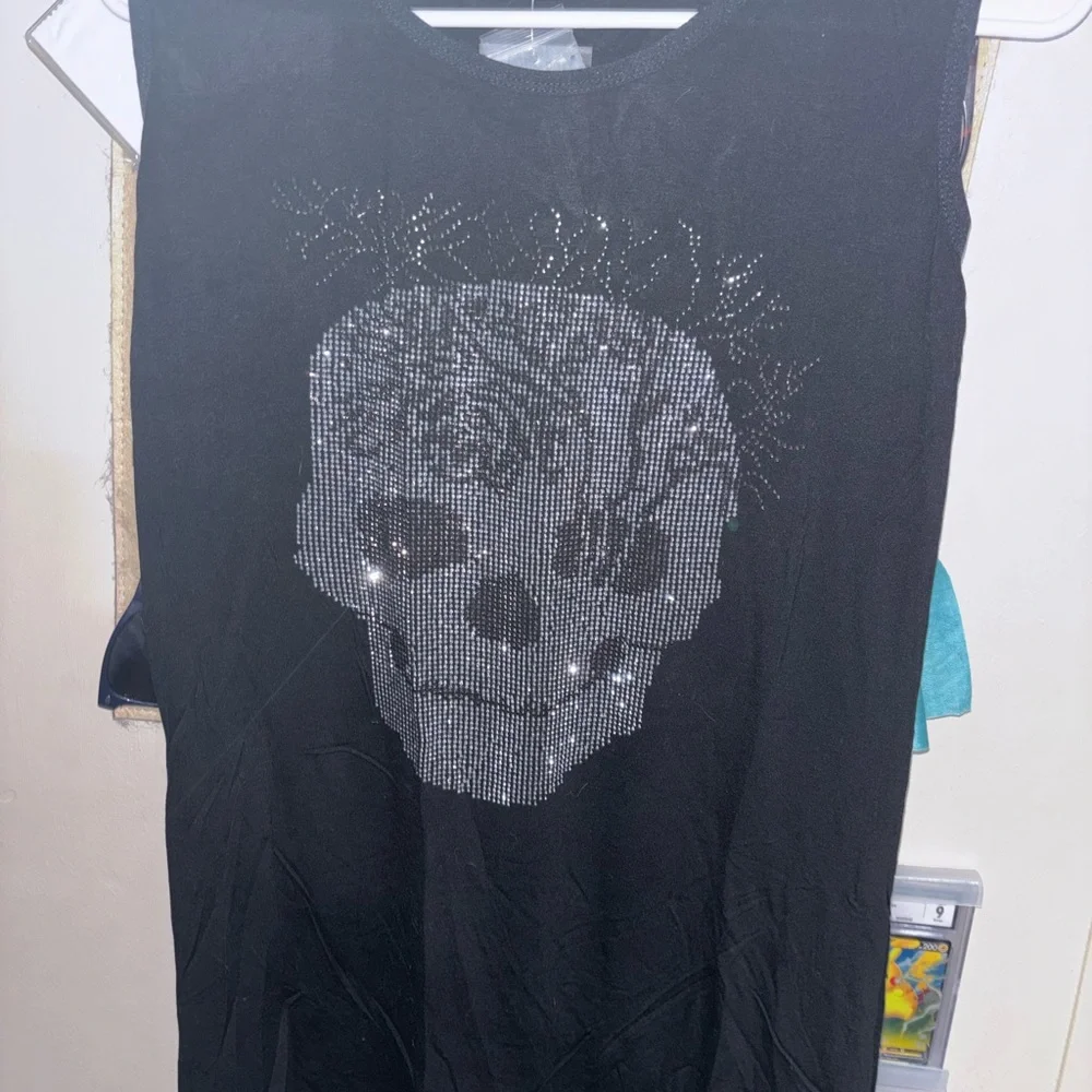 Edgy Black Skull Tank Top - Picture 1 of 2